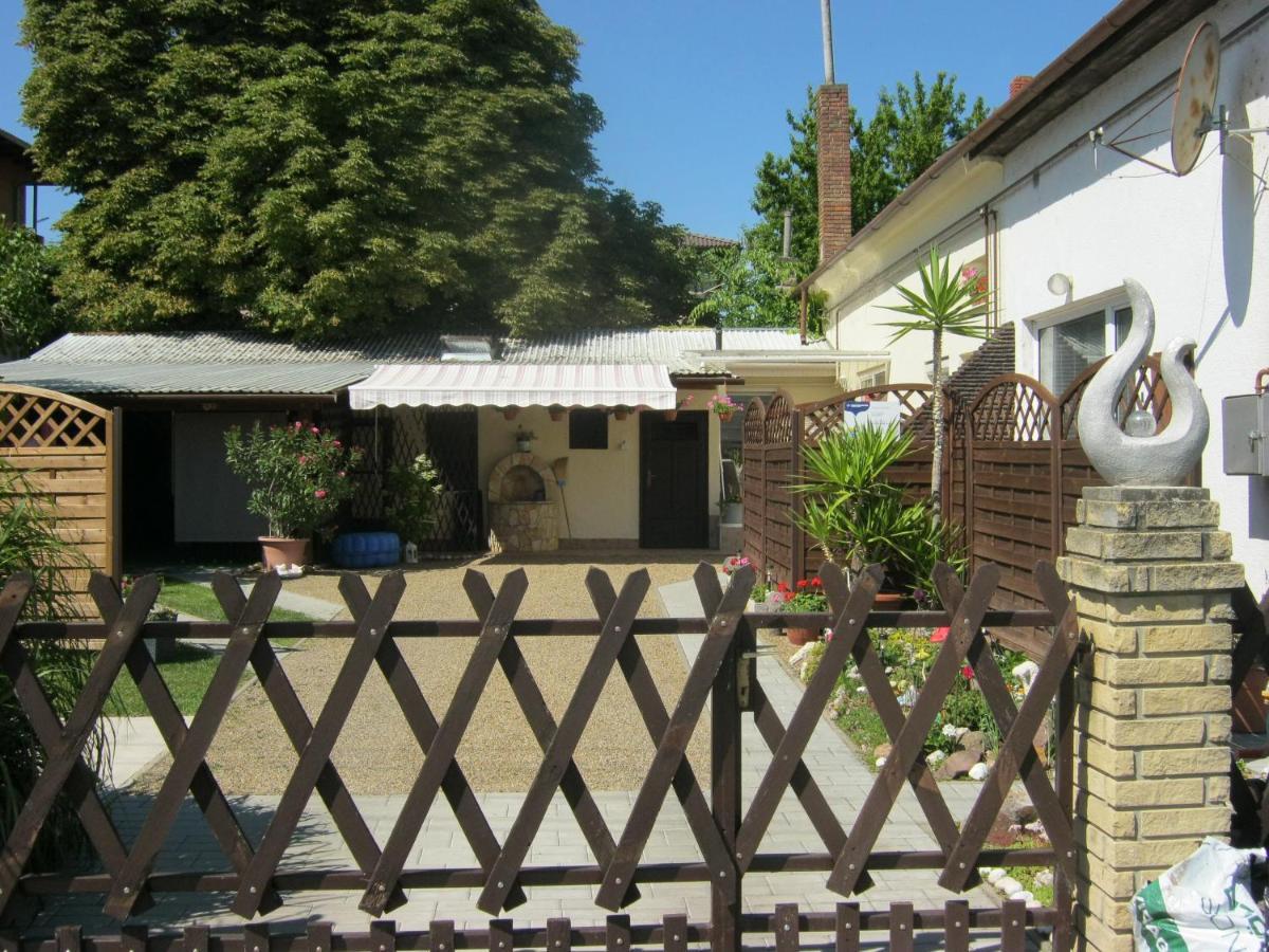 Kitti Apartman Balatonboglár المظهر الخارجي الصورة
